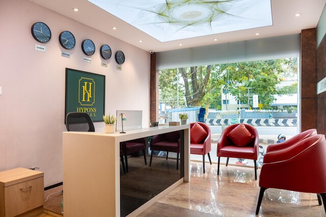 ヒポンズホテルコラマンガラ