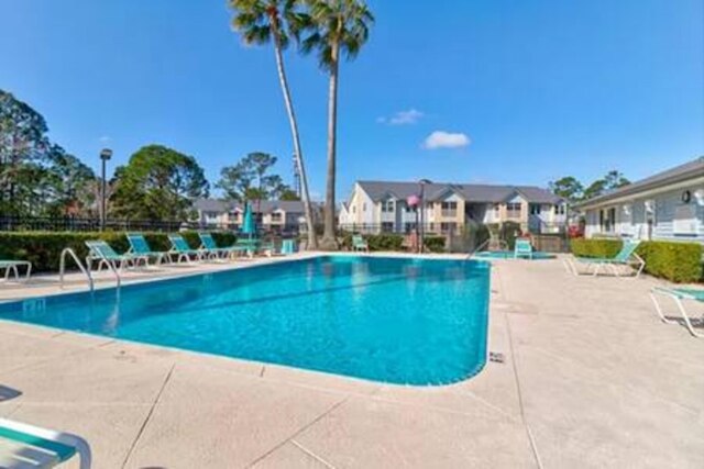 101 ベントツリーモダンラグジュアリー2BR 2BA 温水プール