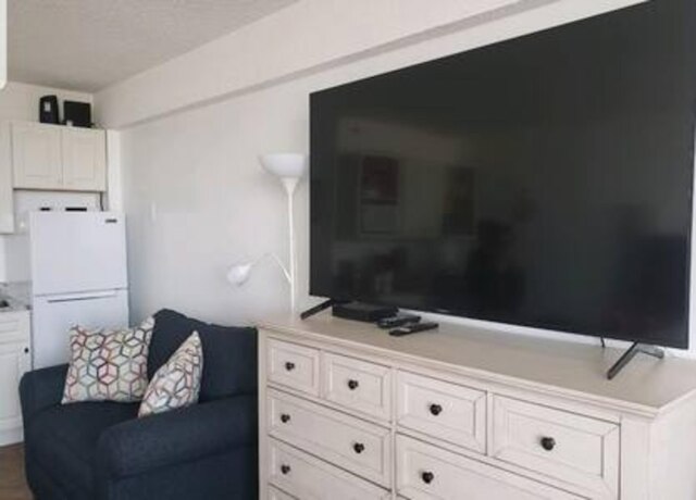 611 3ベッドの高級オーシャンフロントスタジオ