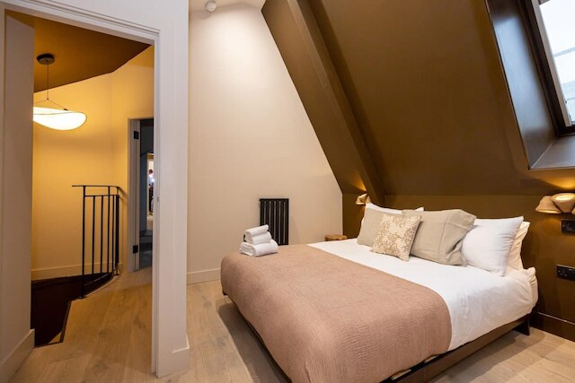 カサシティバイアティストレジデンス