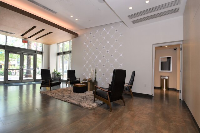 ハート・ミッドタウンのラブリーアパートメント