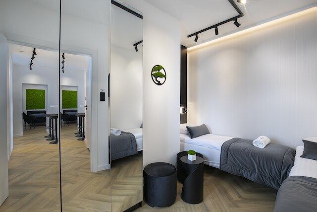 レインボー アパートメンツ 4 オールド タウン