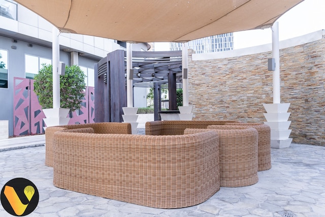 ダマックモールストリートニアブルジュハリファ