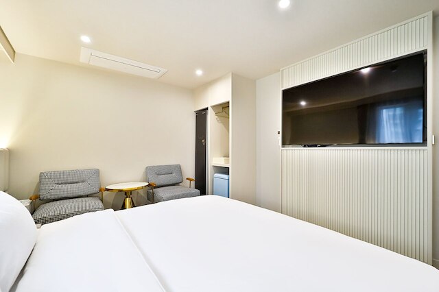 Den Basta Hotel Daeyeon