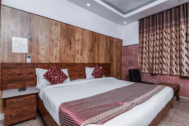 ホテル・ドリーム・パレス