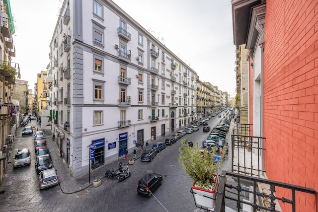 イエロー シティ アパートメント by ワンダフル イタリー