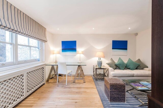 マーブルアーチ 3 ベッド ファミリーホーム