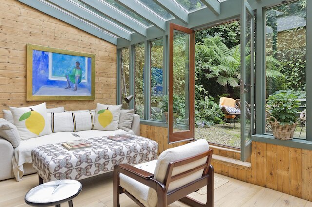 ゴージャスでスタイリッシュなインテリアデザインの5ベッドルームの家 ホーランドパーク - 絶好のロケーション