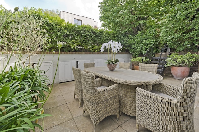 ヒュージ ケンジントンガーデン フラット