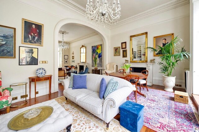 グランド2ベッドルームフラットケンジントン