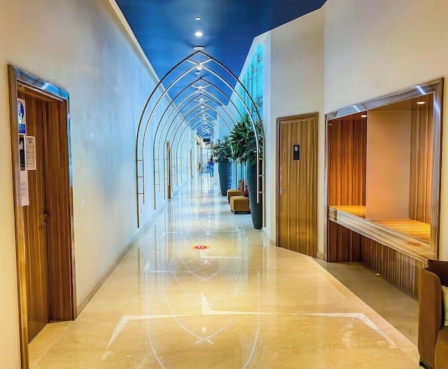 ダマック・プリヴェ近くブルジュ・ハリファ・ドバイモール