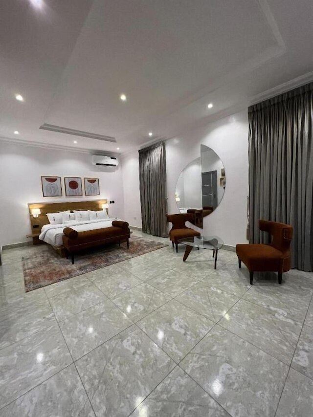 ディ・ライゼ・バイ・スプレーン