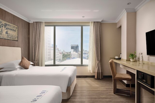 キャラバン ホテル バイ EHM