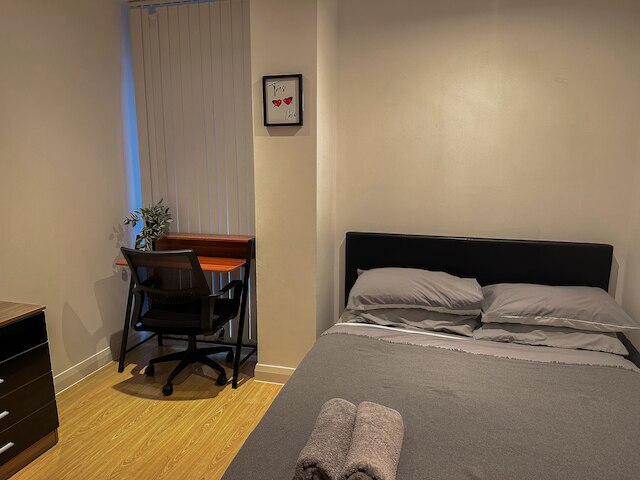 マンチェスターシティセンターの完全な2BRフラットレンタル