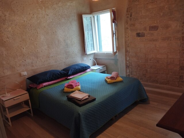 カ リリカ ピース オブ マインド ジャスト ア フュー ステップス フロム セントマークススクエア