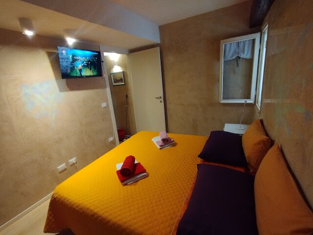 カ リリカ ピース オブ マインド ジャスト ア フュー ステップス フロム セントマークススクエア