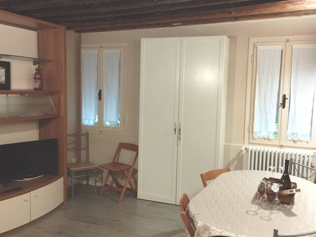 カ リリカ ピース オブ マインド ジャスト ア フュー ステップス フロム セントマークススクエア