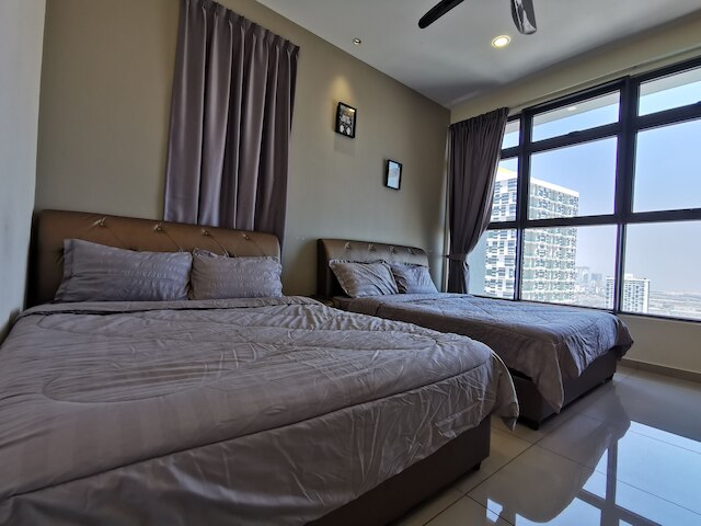 サーモスペース アトランティス メラカ シティ