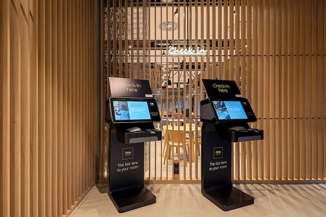 ズリープホテルチューリッヒ-クローテン