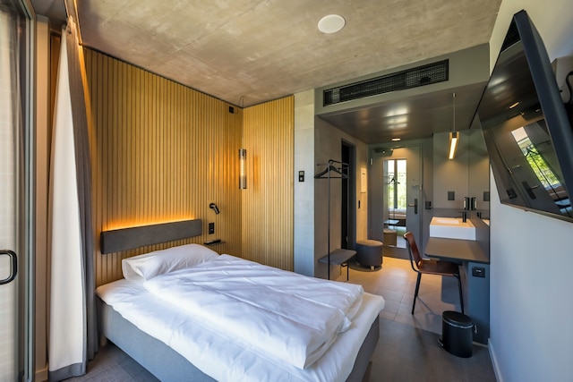 ズリープホテルチューリッヒ-クローテン