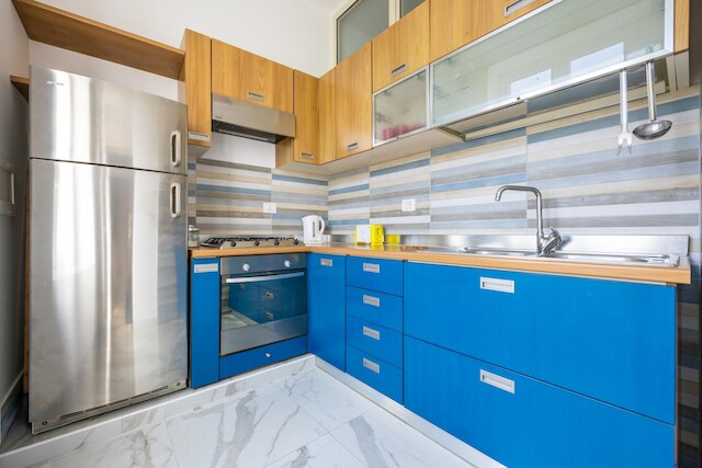 歴史的な中心部のカロッツィエリ・ネスト