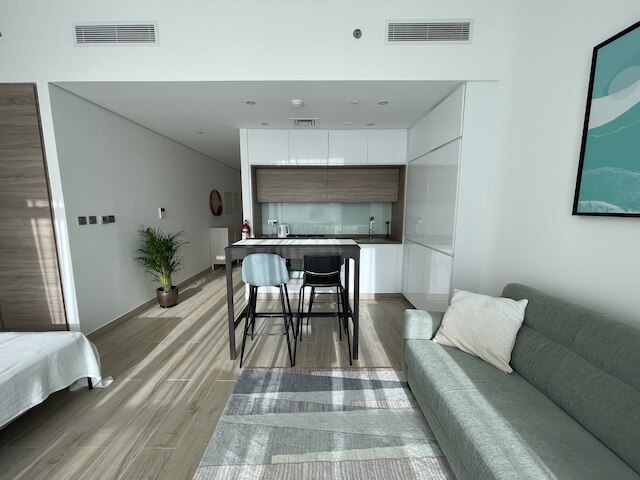 モダンスタジオ・スタンニングシティビュー