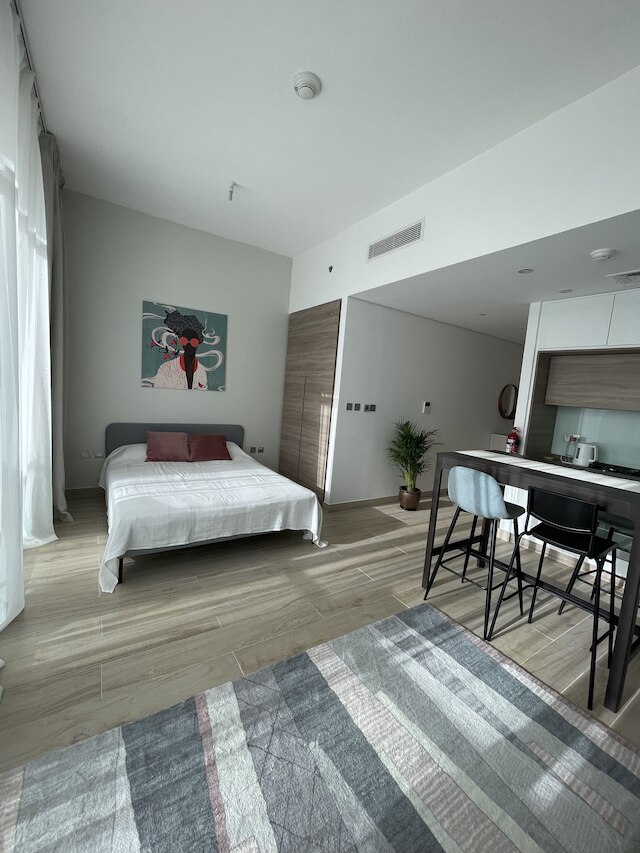 モダンスタジオ・スタンニングシティビュー