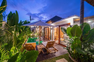 クマナ ヴィラズ