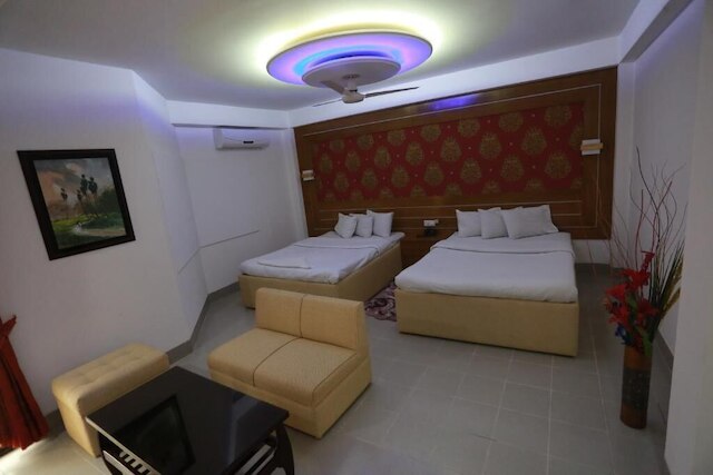 ナガル・バレー・ホテル・リミテッド