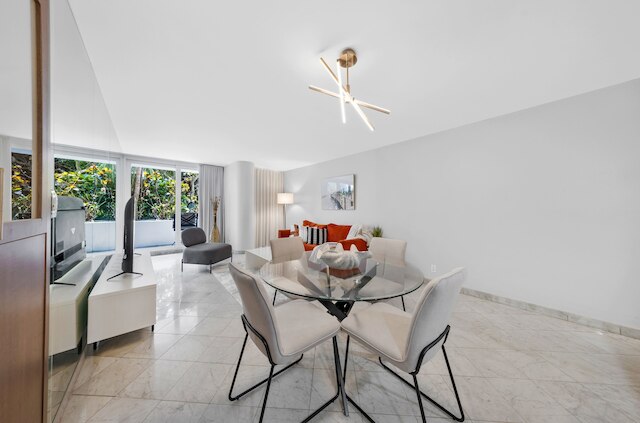 ビスケーンベイ プールサイド オアシス