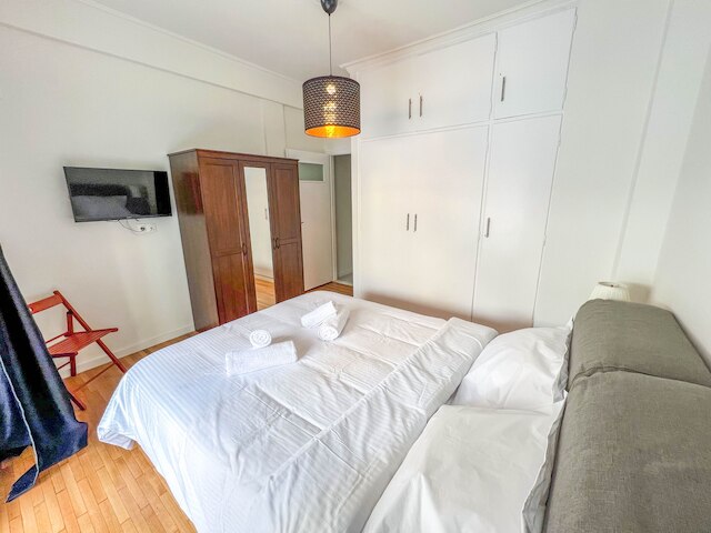 ファミリー・ツーベッドルーム・アパートメント・ベナキ