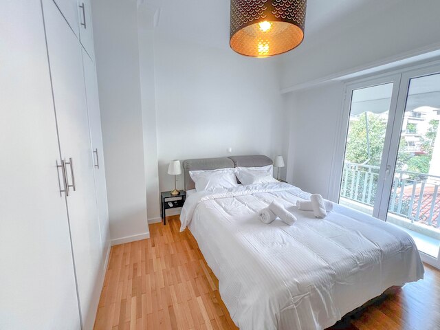 ファミリー・ツーベッドルーム・アパートメント・ベナキ