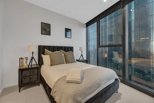 メルボルンスクエアアパート