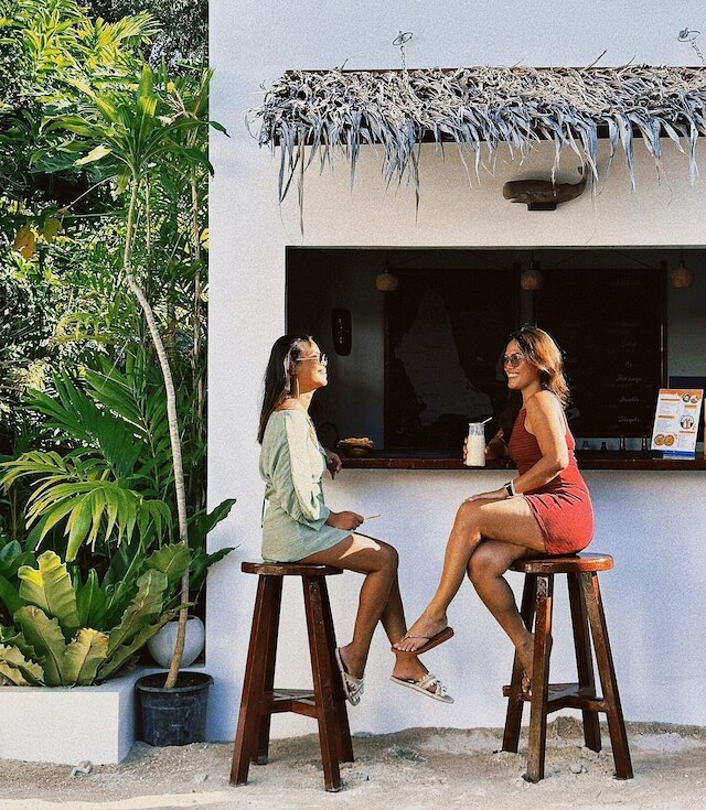 エブリデイサンデーホテルカフェ