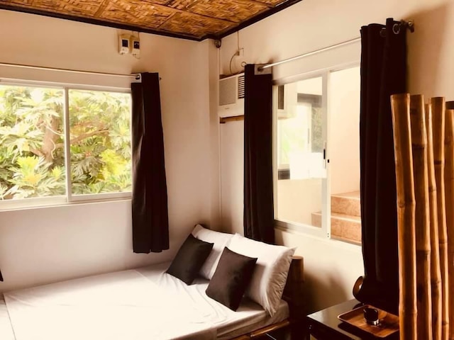 エブリデイサンデーホテルカフェ