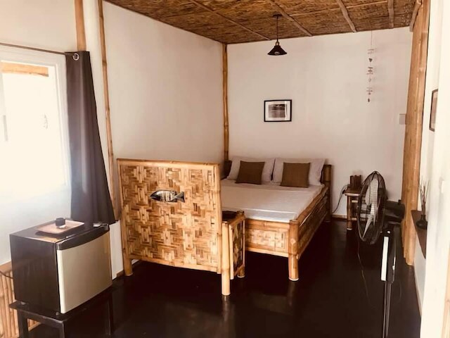 エブリデイサンデーホテルカフェ