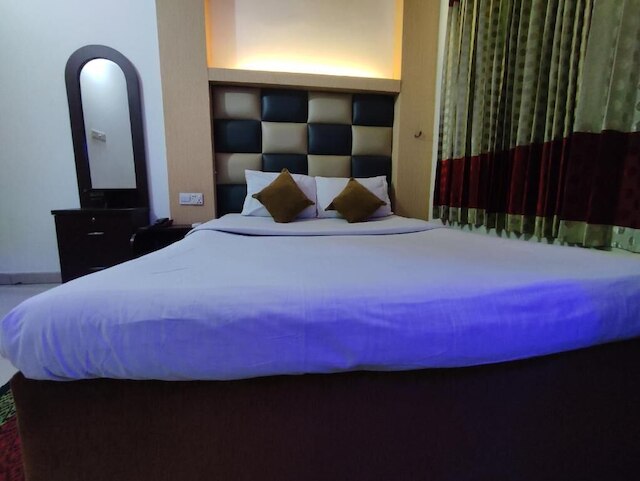 ホワイトローズスイーツ株式会社