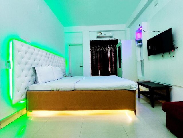 ホワイトローズスイーツ株式会社