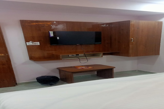 ホテルバヴィヤマンション