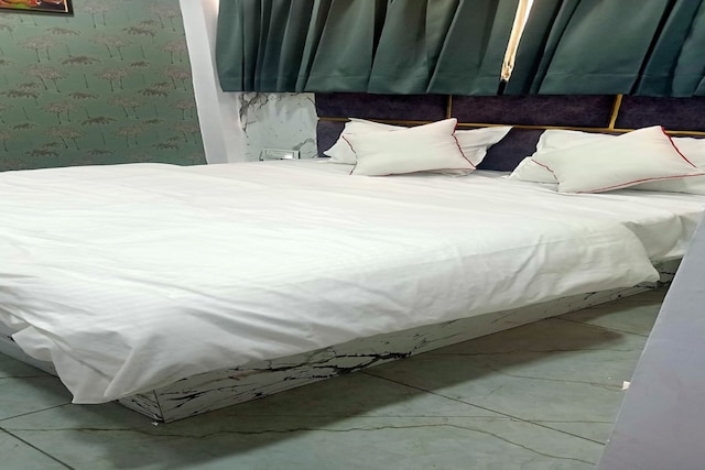 ホテルバヴィヤマンション