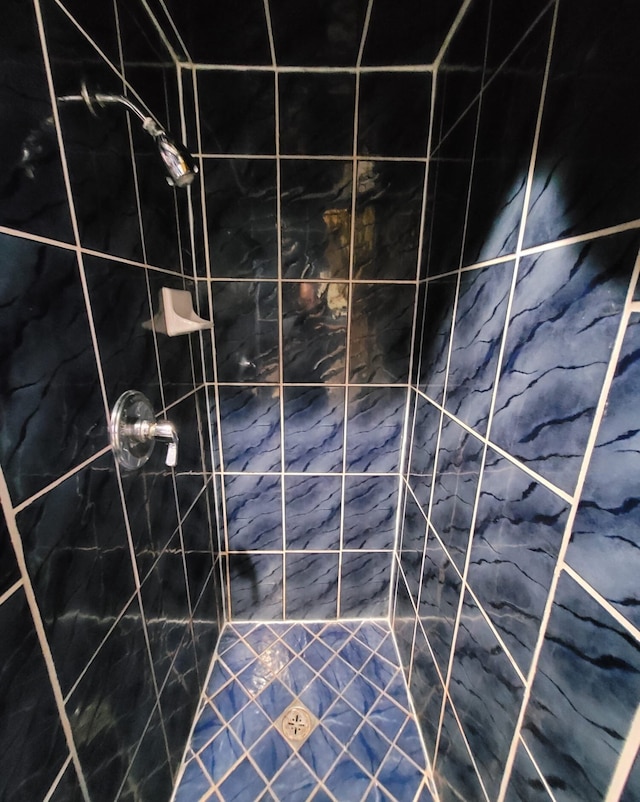 カルロ・モーテル