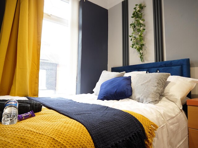 素晴らしい5ベッドルームの家、リバプール！素晴らしい立地！