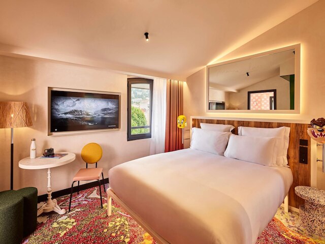 ママ シェルター ニース