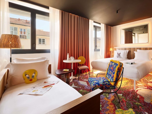 ママ シェルター ニース