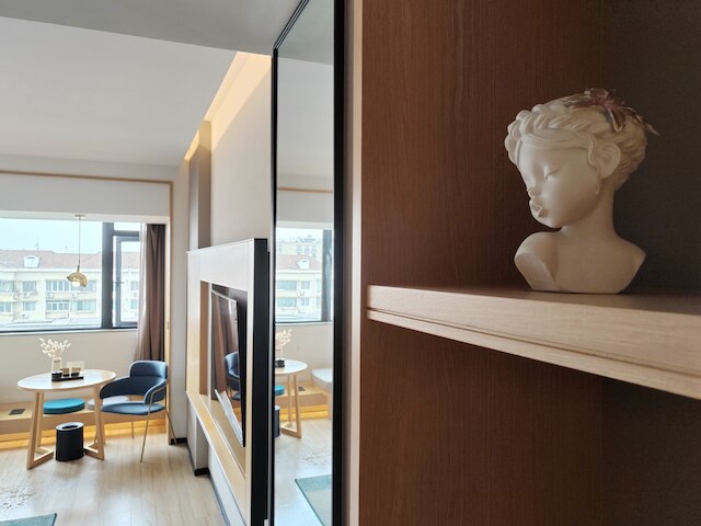 Tuke Hotel (Shanghai Hongqiao Hub Yan'an West Road Branch)