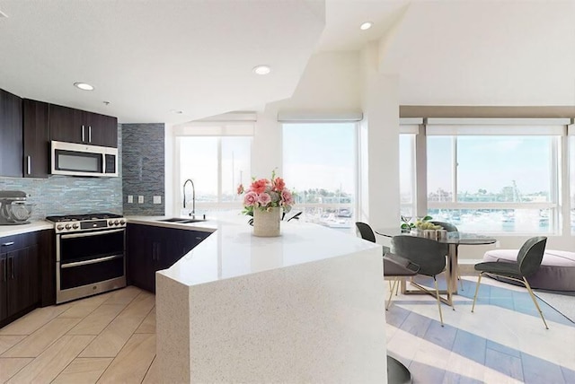 マリーナのラグジュアリースペース