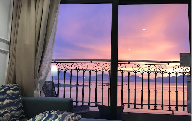 ダナ パール ベイ アパートメント バイ ディモ トリップ