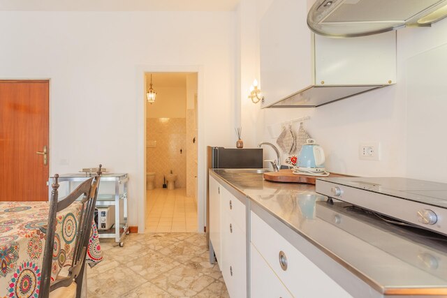 シルバー アパートメント by ワンダフル イタリー