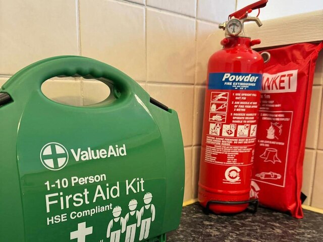 アパートメント スリープス5 パーキング ネットフリックス ニア シティ センター / エティハド