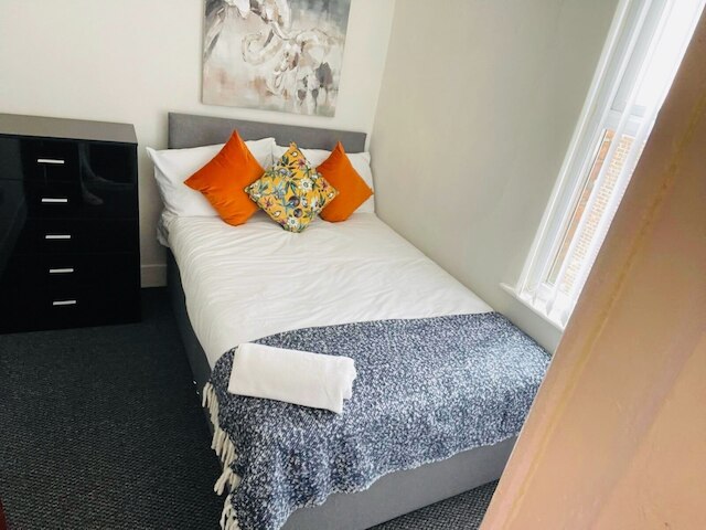 ブートル、リバプールの素晴らしい4ベッドルームの家